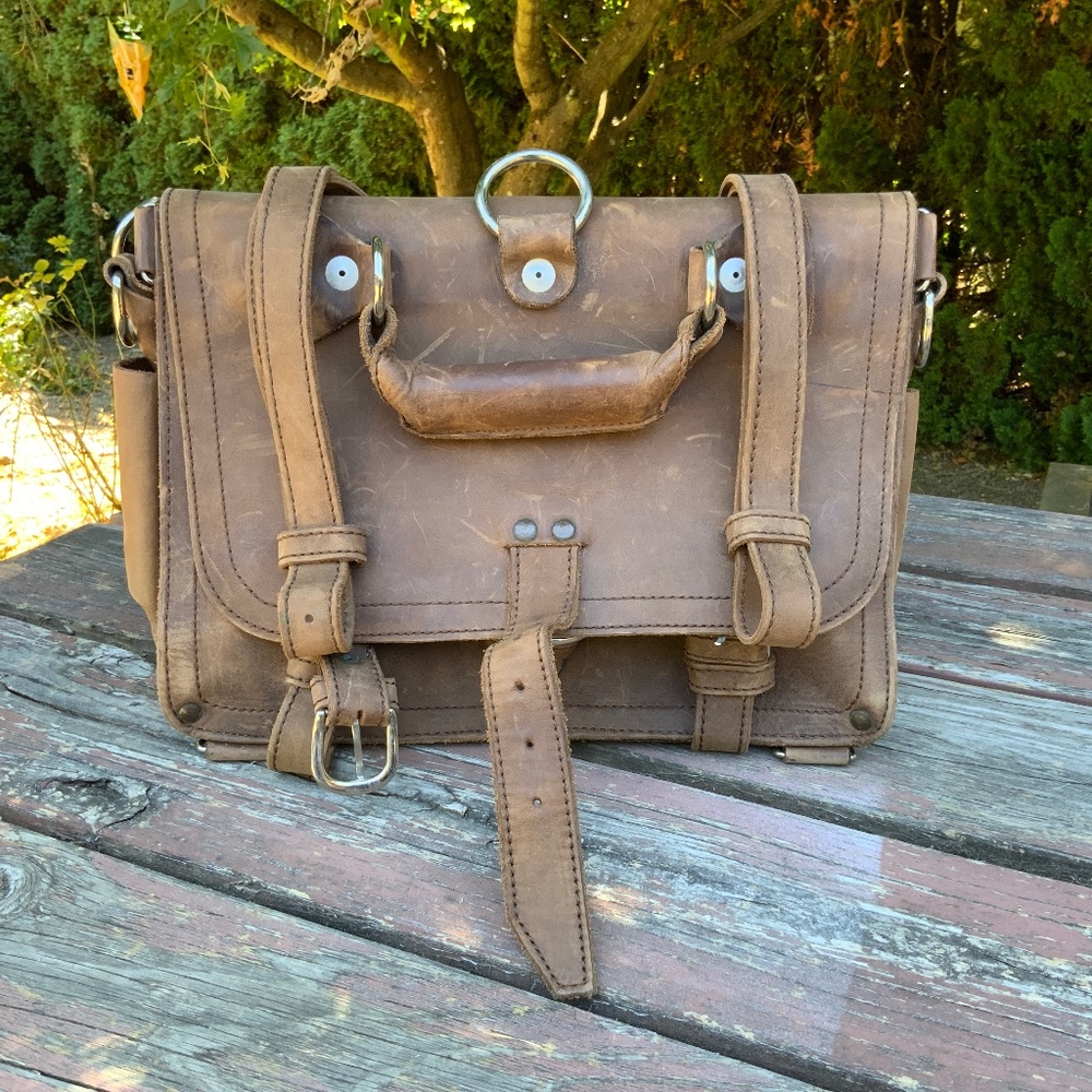 Saddleback leather Medium Briefcase in Dusty Brown (rare Color)